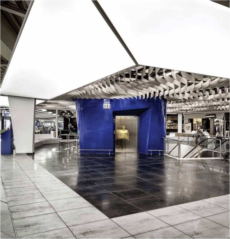 Lichtdecke am Athens International Airport in Griechenland – Referenz von Vectadesign