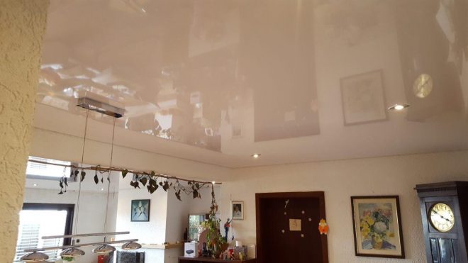 Wohnzimmer - Neureut weiße glaenzende Spanndecke Neureut